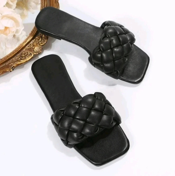 Women Braided Design Single Band Open Toe Slide Sandals, Vacation Black Solid Mi - Picture 4 of 8